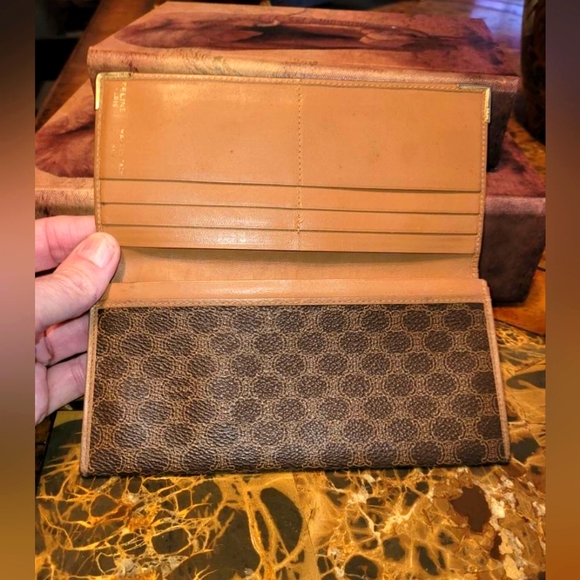 Celine leather bi fold wallet - Picture 11 of 11